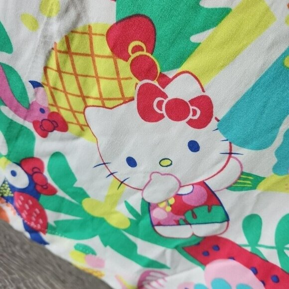 Hello Kitty Short-Sleeve Hawaiian Button Shirt Tropical Floral Print Beach - Picture 2 of 16
